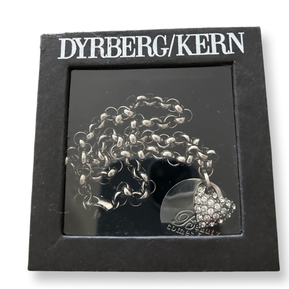 Dyrberg/Kern
